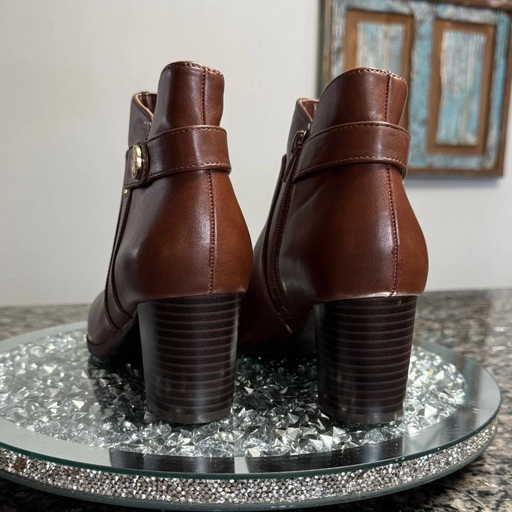 Giani Bernini Rich Brown Ankle Boots NWT 8.5